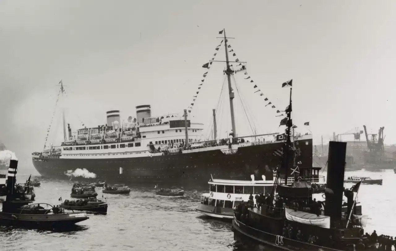 MS-St-Louis-Hamburg-Germany-June-1939.jpg